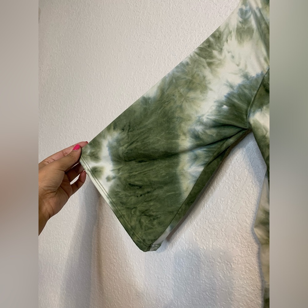 Elan Womens Top XS Green Tie Dye  Tie Front 3/4 Sleeve Crop Top Cardigan - Picture 5 of 8